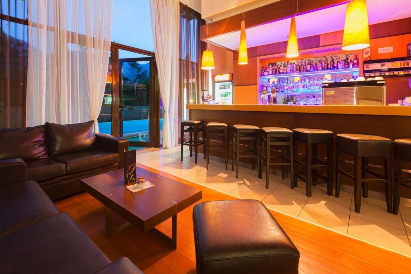 Pirin Bliss Apartment Ski, Spa And Relax At Terra Complex ราซล็อก ภายนอก รูปภาพ